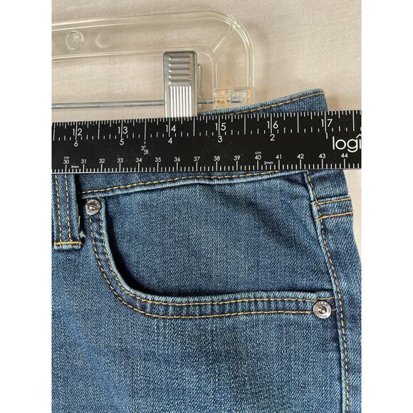 Seven7 Weekend denim short, size 10 EUC - Picture 7 of 10